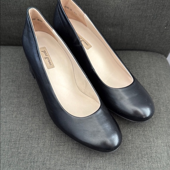 Paul Green Black Leather Classic Heels Size 3.5 or 6 US - Picture 1 of 8